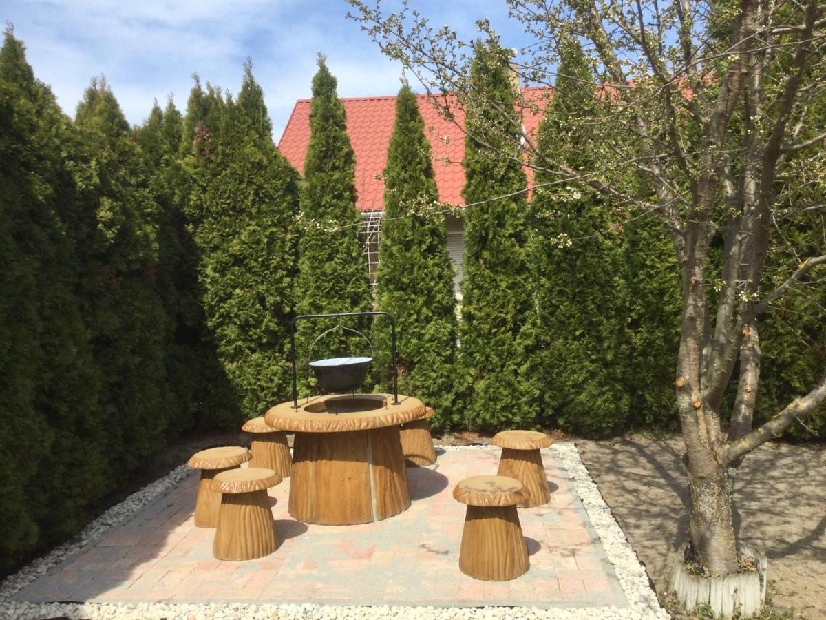 Vila Sueti Nyaralo Balatonmáriafürdő Exteriér fotografie